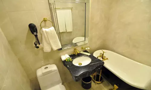 هتل ولوت تفلیس